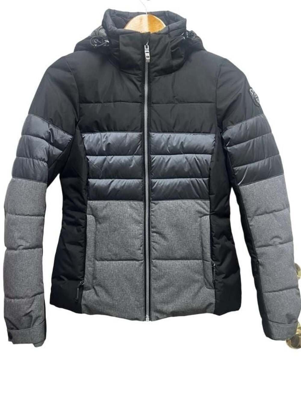 Killtec Women's Black and Gray Quilted Ski Jacket, Size US:4